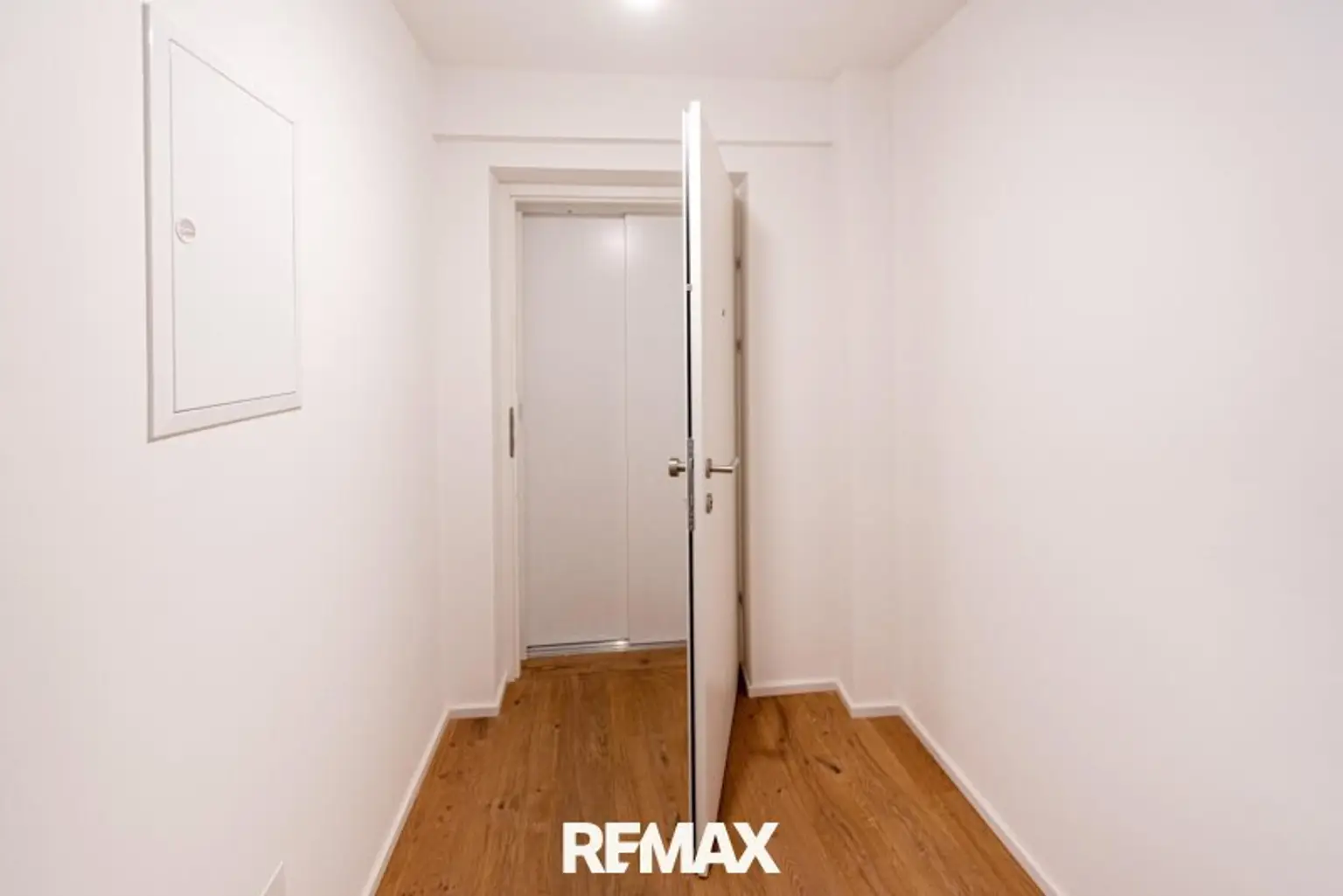 Eigener Zugang zum Lift in der Wohnung