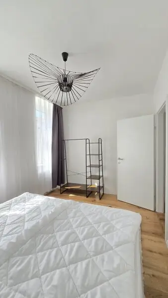 Neusanierte zwei Zimmerwohnung