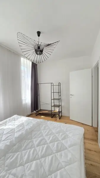 Neusanierte zwei Zimmerwohnung