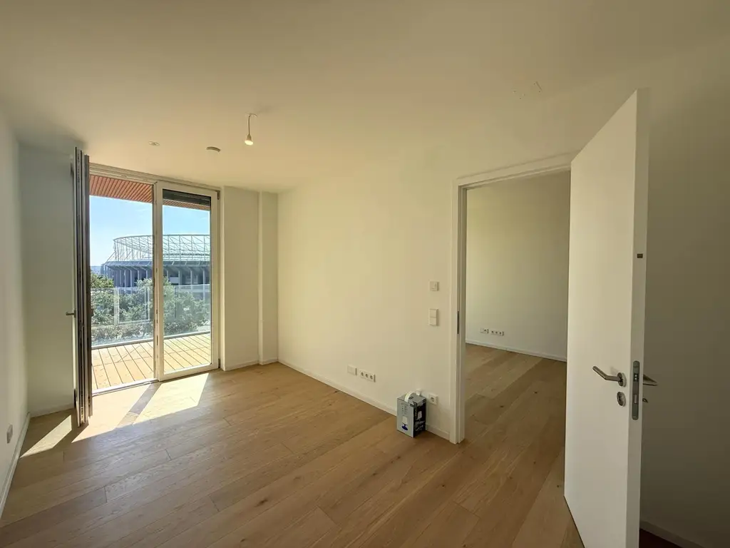 Kleine Perle im ultramodernen Wohnhaus mit Pool am Dach zu mieten // Small gem in an ultra-modern apartm. building with pool on the roof for rent //