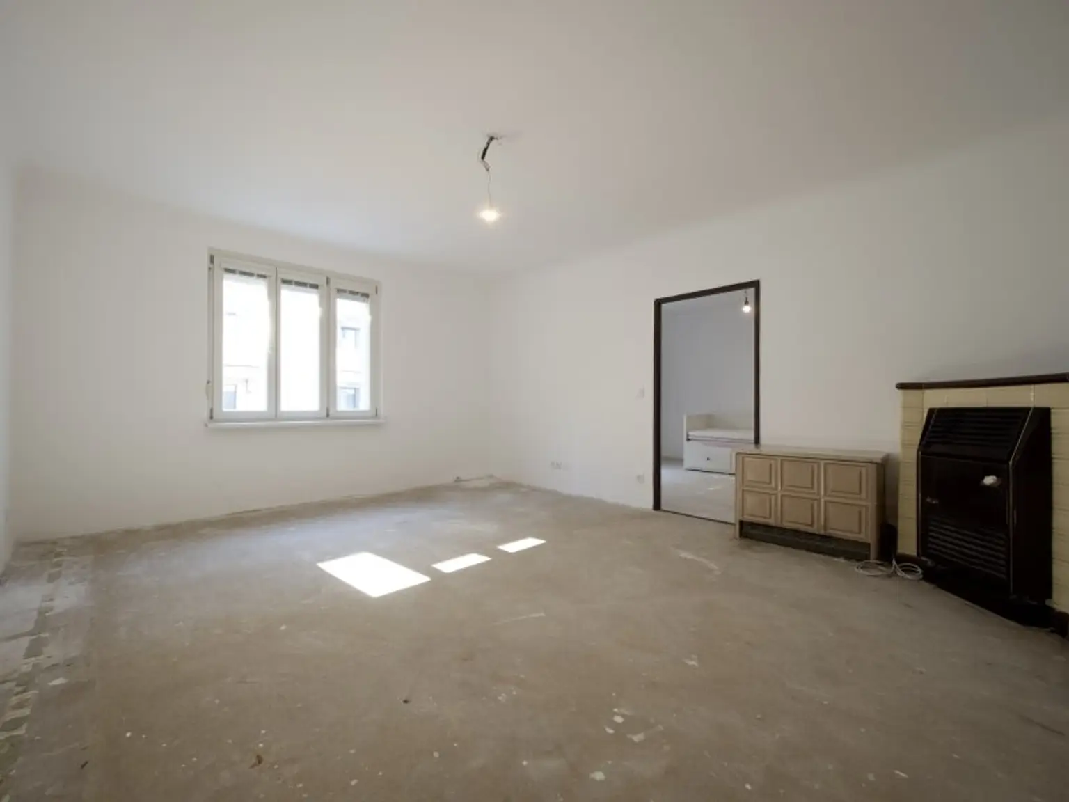Toll geschnittene Drei-Zimmer-Wohnung mit Wohlfühl- und Ausbaupotenzial in Margareten