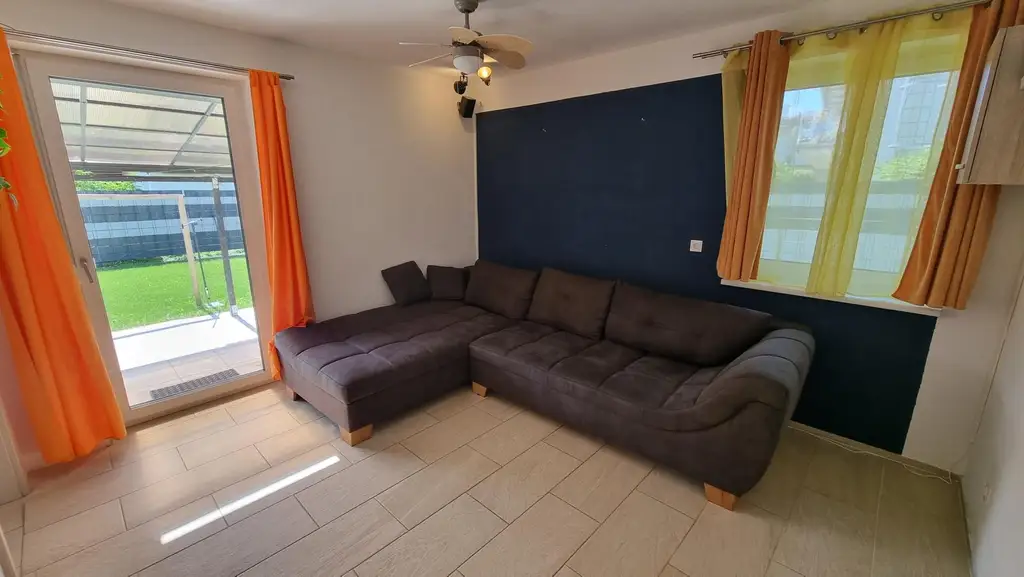Modernes Einfamilienhaus mit Garten und Terrasse – perfekt für Familien!