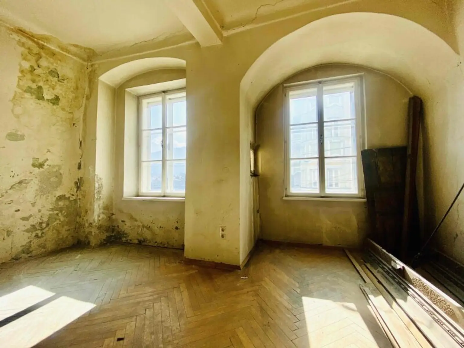 Stadthaus mit Geschichte und Entwicklungspotenzial im Herzen von Gmunden