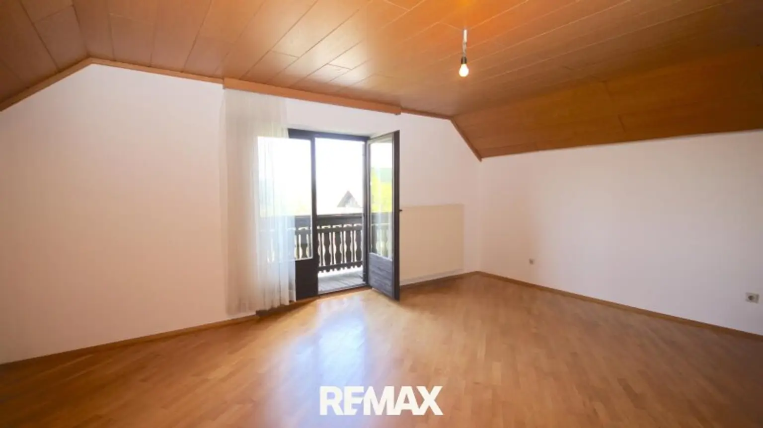 Zimmer mit Balkon - Obergeschoss