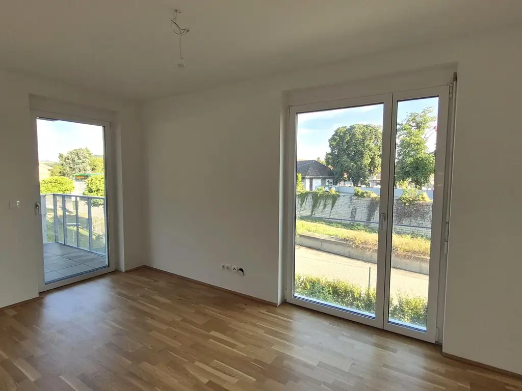 TOP AUSGESTATTETE 3 ZIMMERWOHNUNG IN JUDENAU