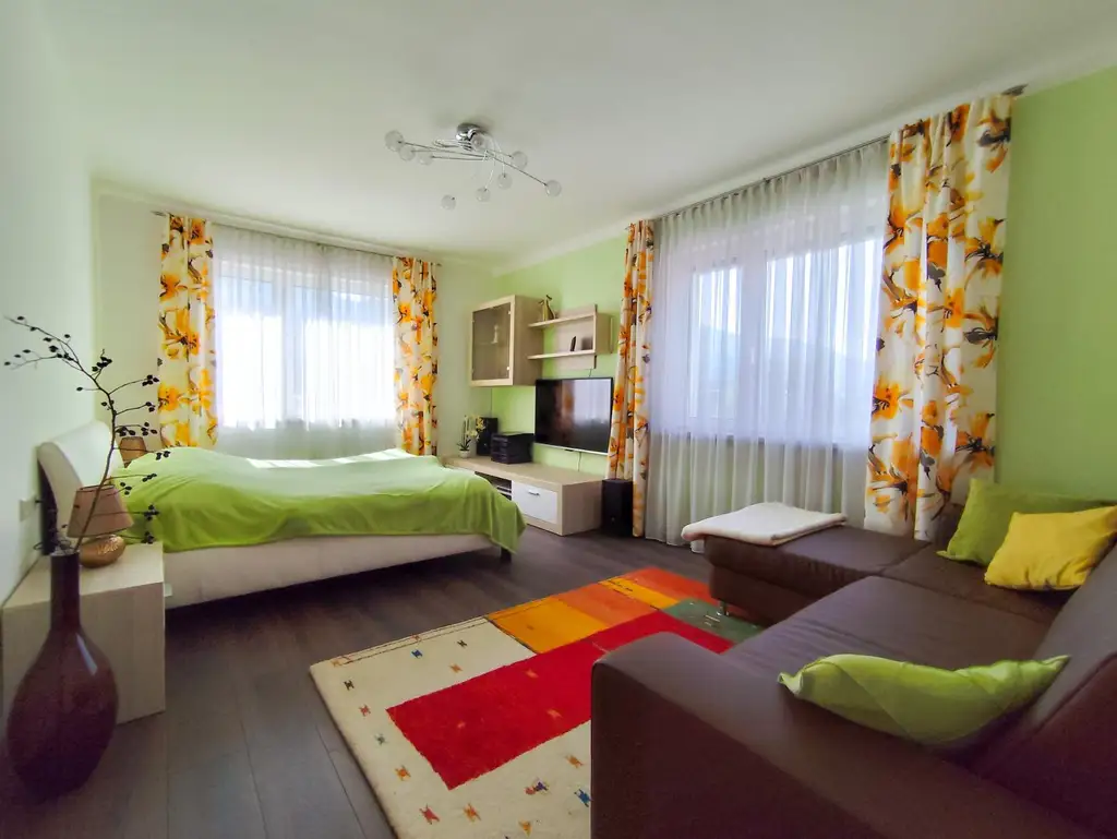 ***  Renoviert & einladend – 2-Zimmer-60m² im Stadtzentrum Bruck/Mur mit Ausbaumöglichkeit ***