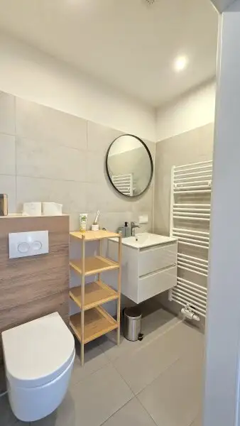 Neusanierte zwei Zimmerwohnung