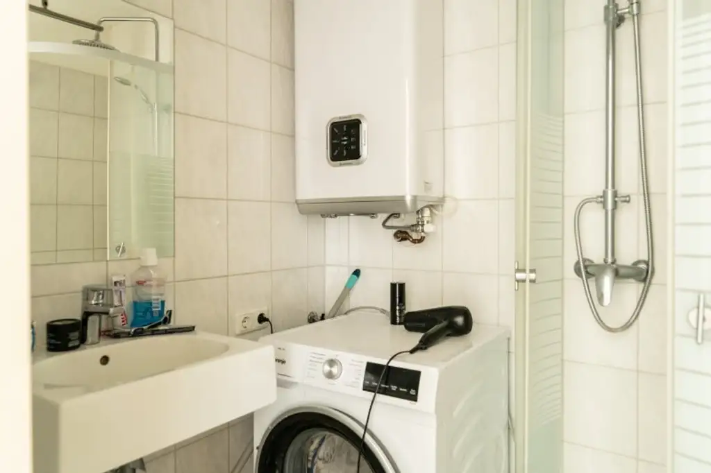 Moderne 2-Zimmer-Wohnung mit Einbauküche in zentraler Lage von Linz