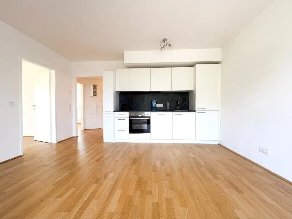 Ruhige 3 Zimmer Wohnung I mit privater Freifläche