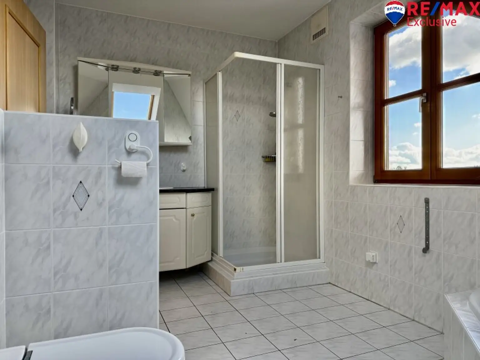Seezauber – Einfamilienhaus auf ca. 120 m² Wfl. am Schloßsee in 2ter Reihe zu kaufen!