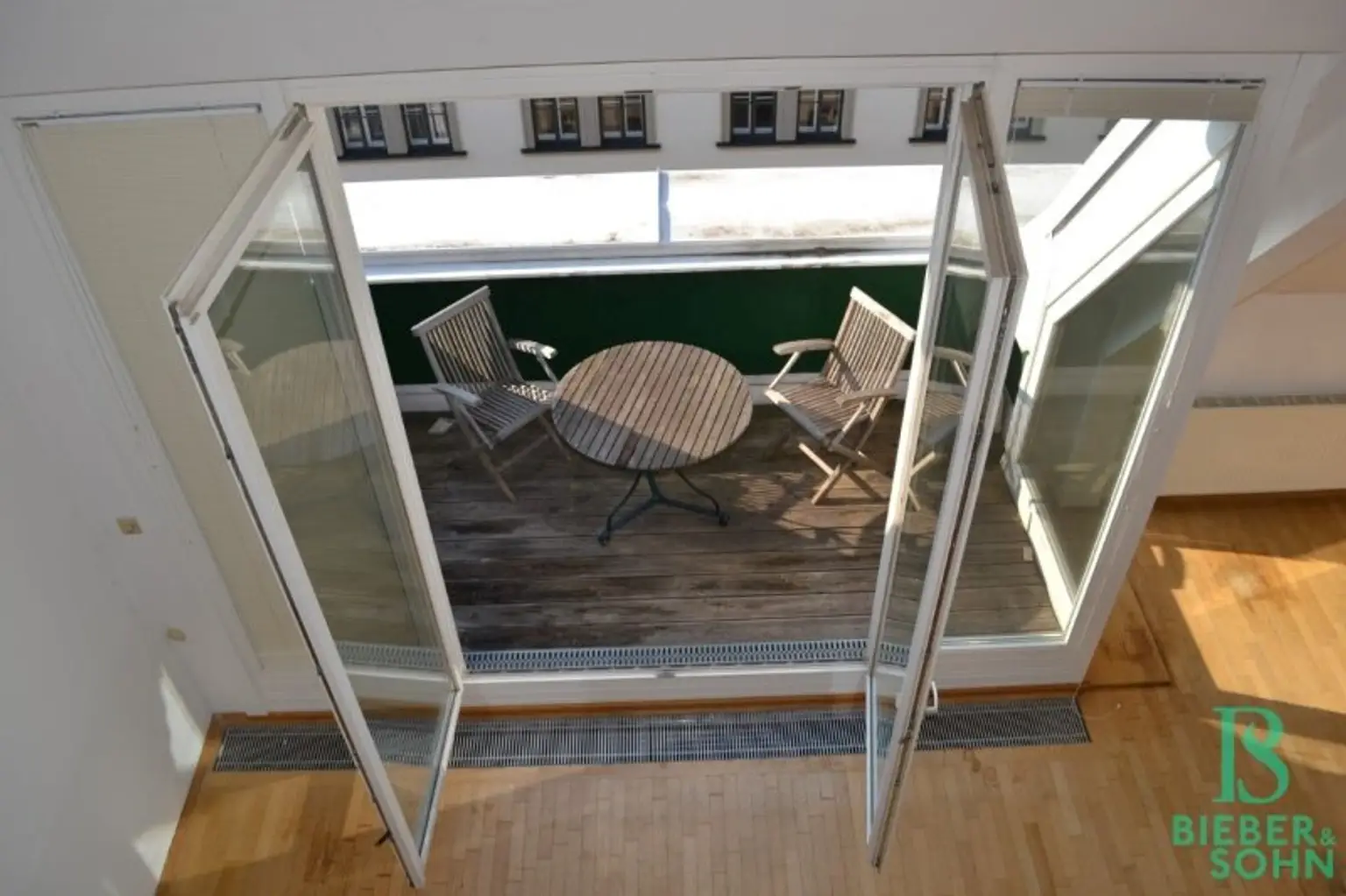 Beim Hamerlingplatz - Traumhafte Dachterrasse - Exklusive Wohnung mit Galerie