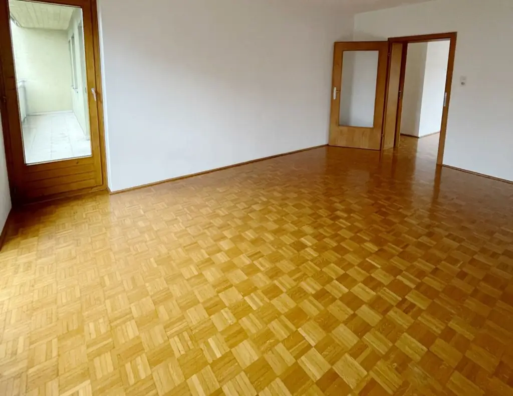 Renovierungsbedürftige 4-Zimmer-Wohnung in Schwaz zu verkaufen!