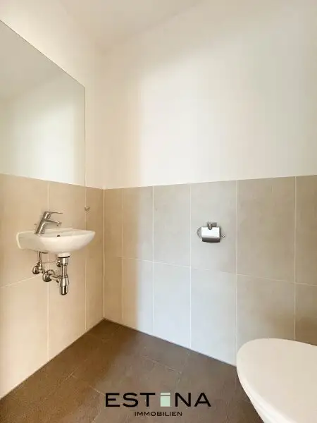 Großzügige DG-Wohnung nahe Hugo Wolf Park