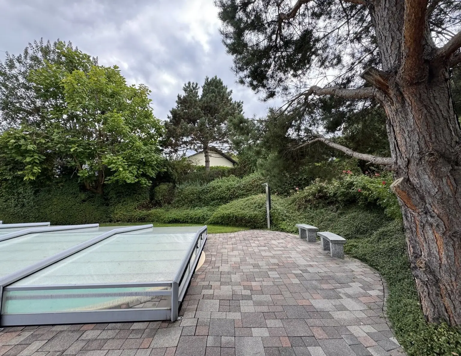 Ruhiges Baugrundstück in Panoramalage nahe Laßnitzhöhe bei Graz - mit Pool & Altbaumbestand