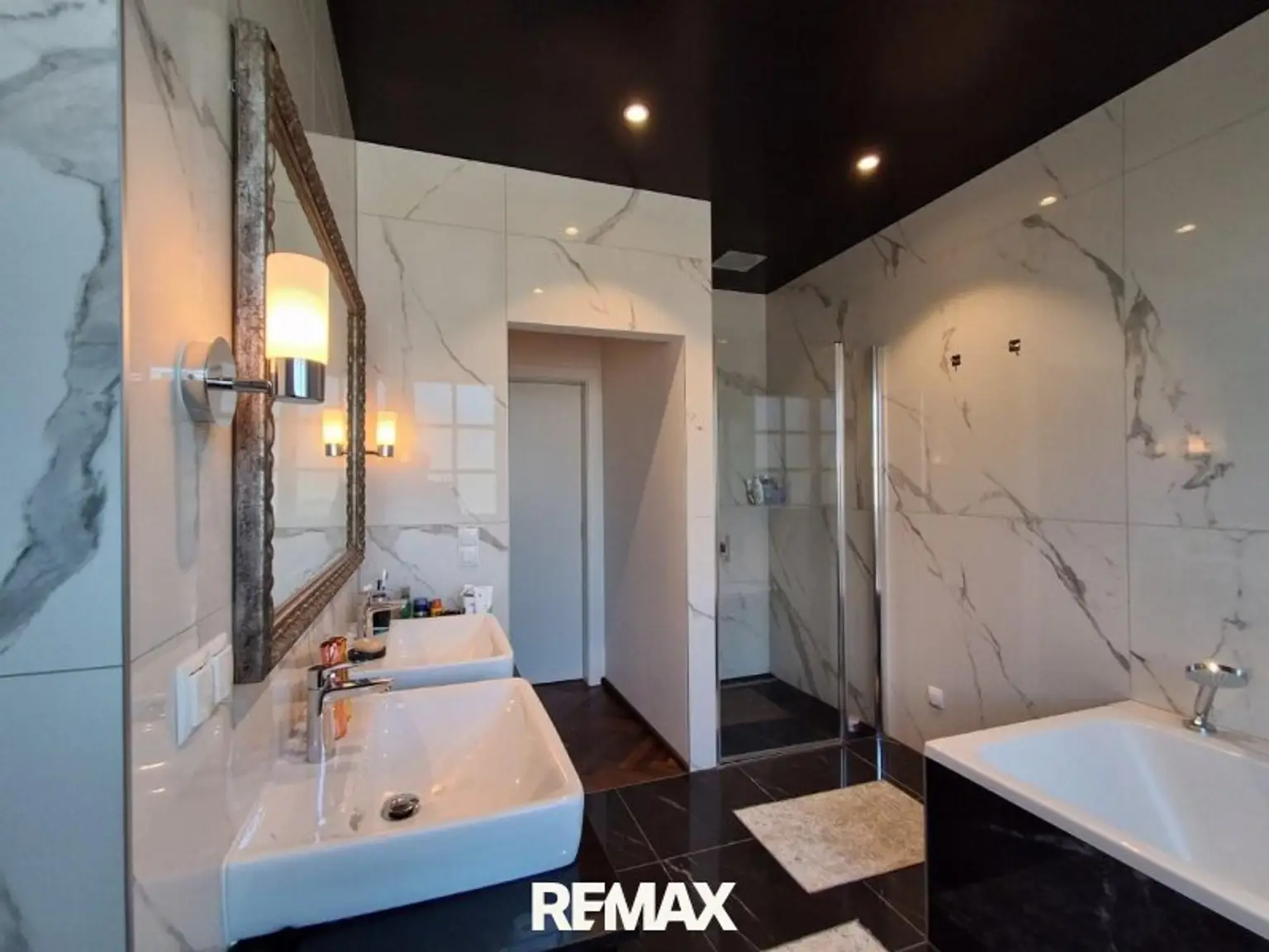 11 Luxusbadezimmer 2721