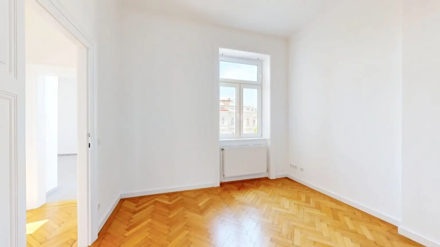 Zimmer neben Küche