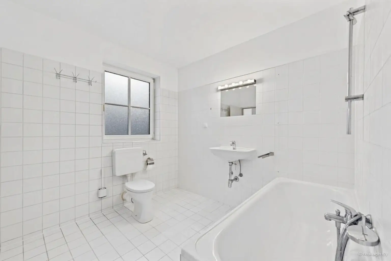 Wohnen im Servitenviertel - Hervorragend aufgeteilte zwei Zimmerwohnung!