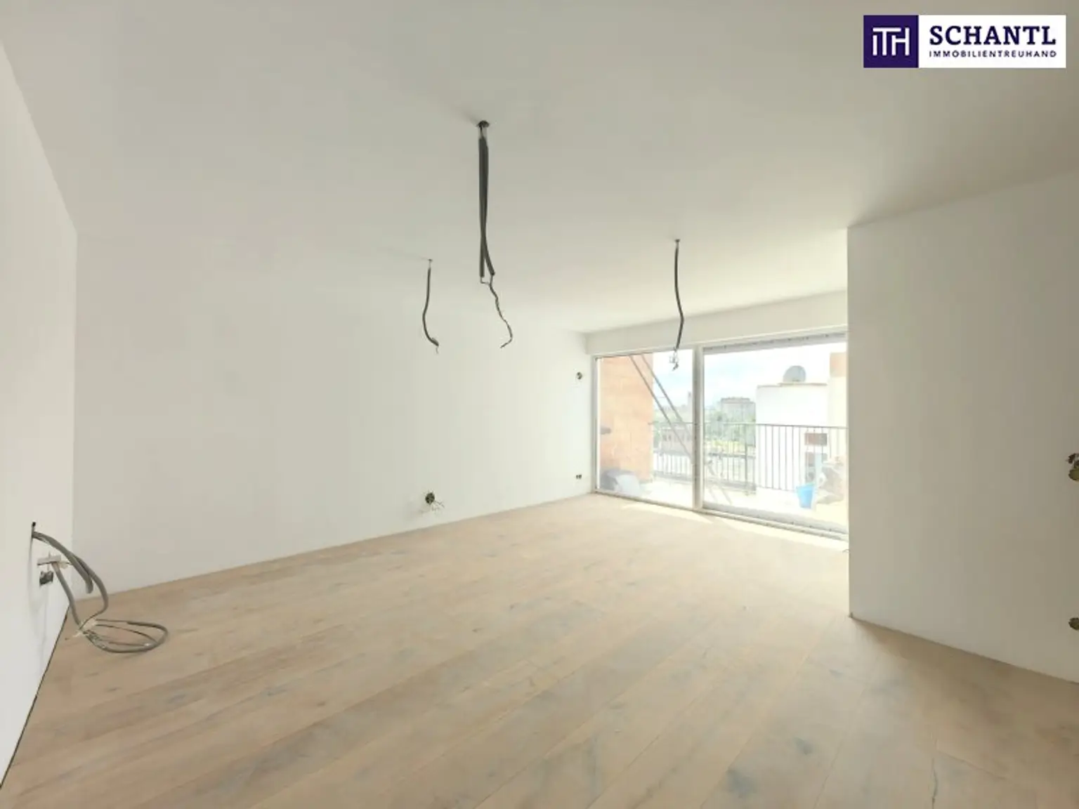 ++ LUXURY LIVING ++ Exklusive Dachgeschoßwohnung in revitalisiertem Altbau + schlüsselfertige Ausführung + Ruhelage