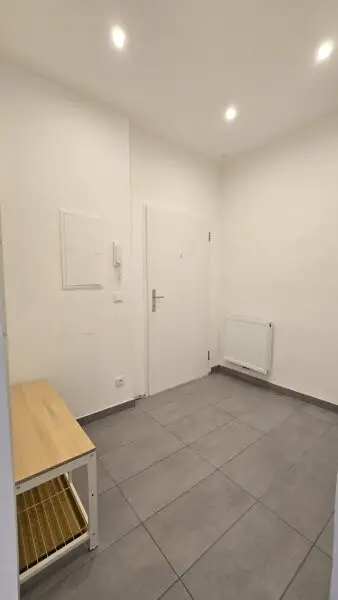 Neusanierte zwei Zimmerwohnung