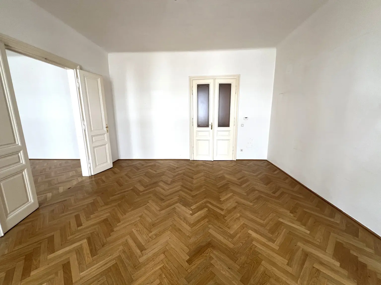 Schöne 2-Zimmerwohnung nahe Volkstheater