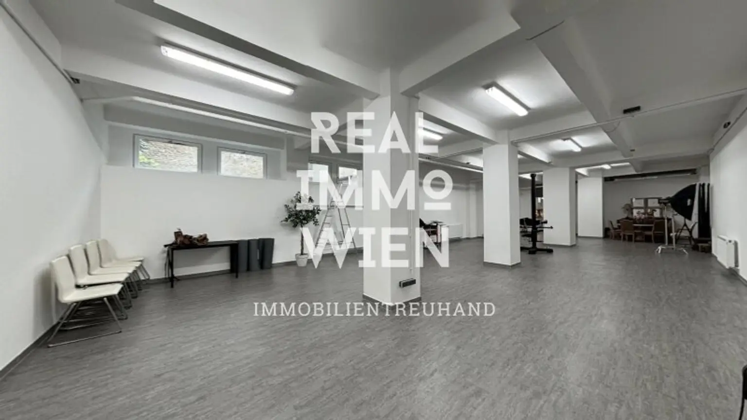 Designstudio mitten im Szeneviertel Neubau – 343m² Stil & Raum zum Kauf
