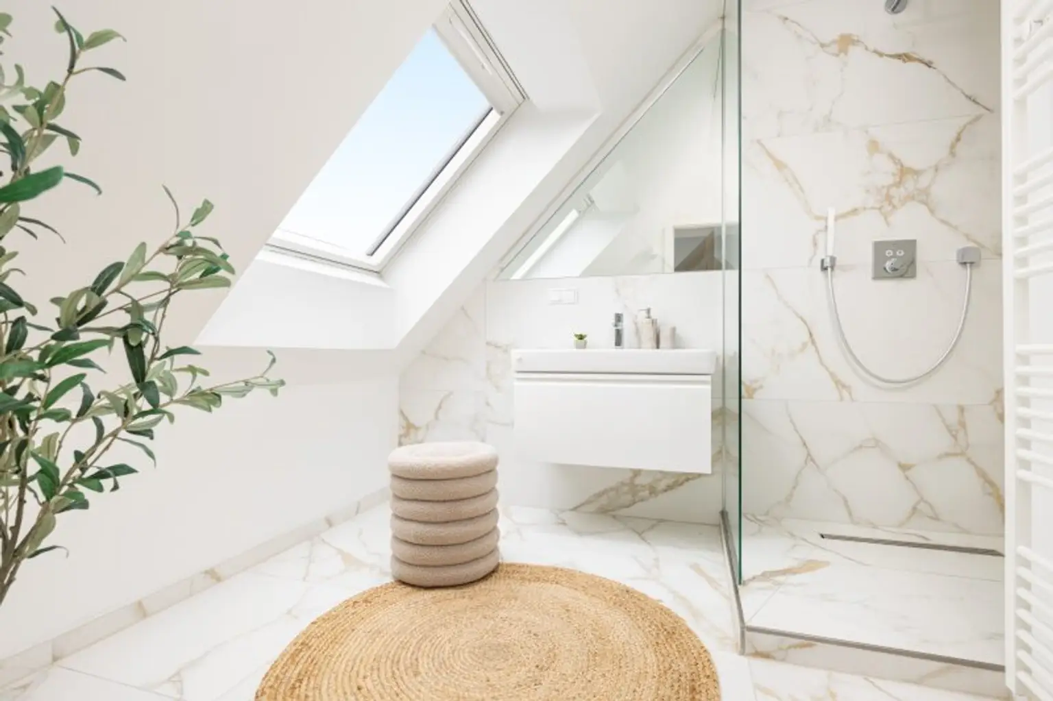 PENTHOUSE MIT TRAUMHAFTER TERRASSE AUF EINER EBENE