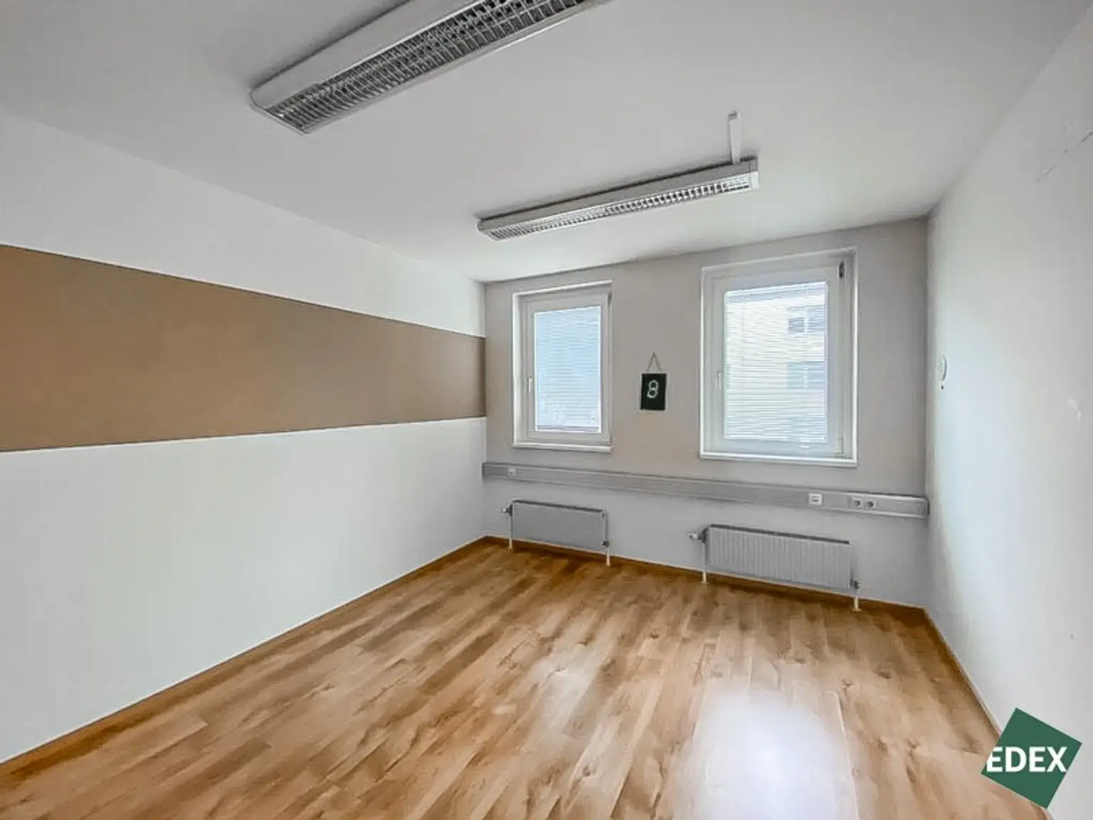 Großflächige Ordination mit guter Anbindung