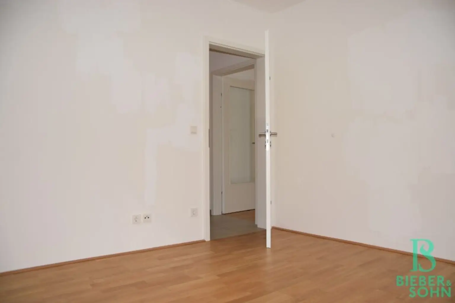 Zimmer/Blick Vorraum