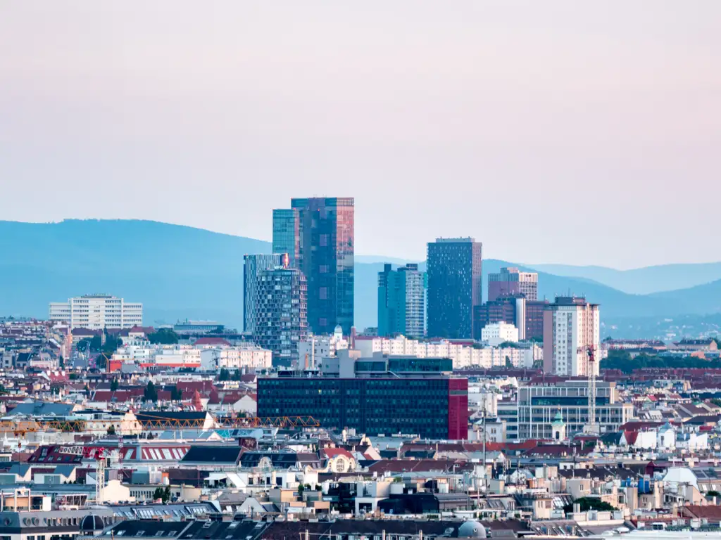 Neubauprojekt Oberlaa - Wohnen, wo Lebensqualität zu Hause ist! Haus 1 mit Eigengarten und Dachterrasse!