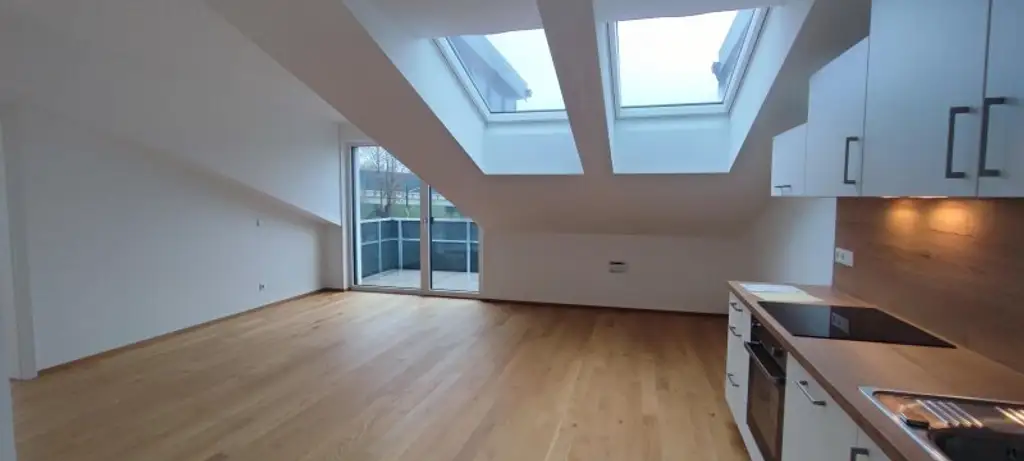 "Alles was ich brauche" - moderne 2-Zimmer-DG-Wohnung am Stadtrand von Salzburg