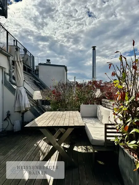 PENTHOUSE MIT TRAUMHAFTEN TERRASSEN /// TOLLER GRUNDRISS /// ALSER STRASSE, ELTERLEINPLATZ