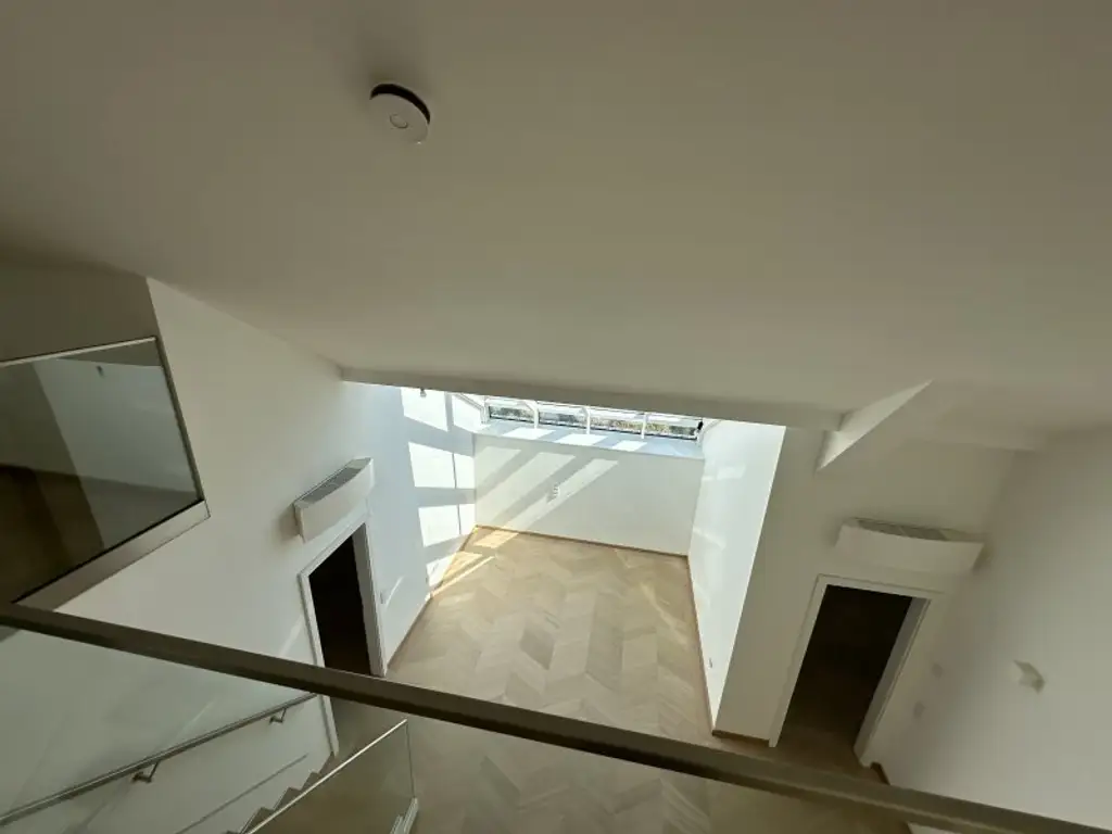 Gonzagagasse: moderne 4-Zimmer-Maisonette mit Freifläche: Leben im City-Center!