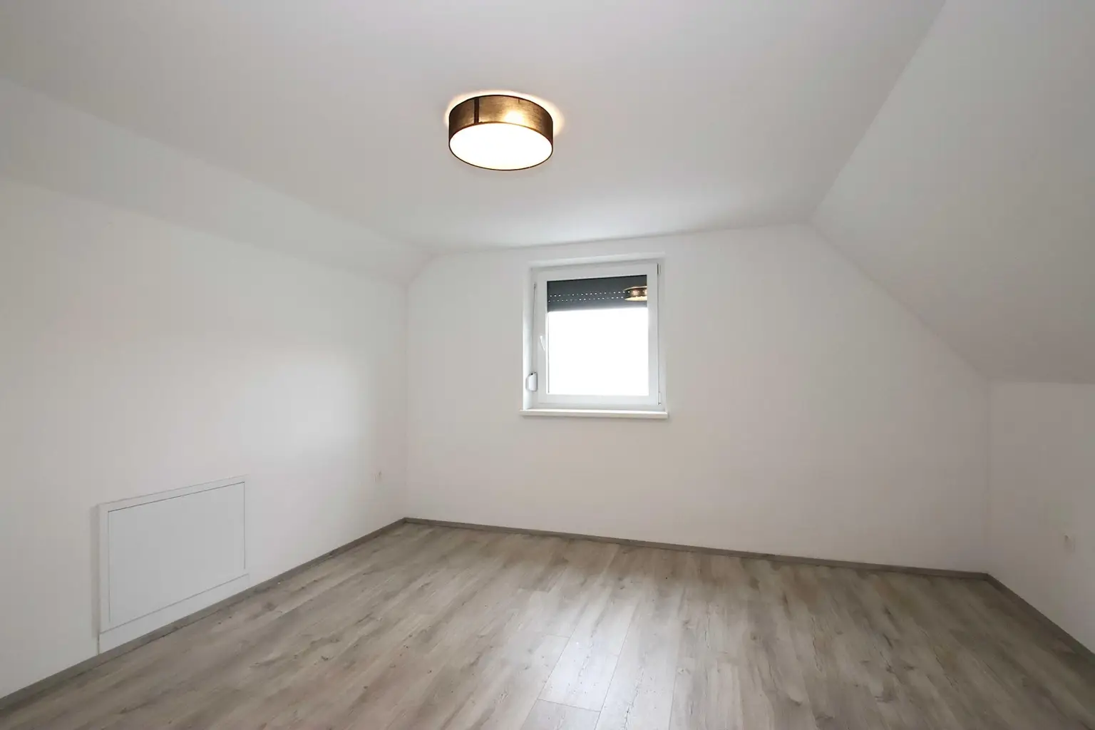 K13_IMS_Zimmer-OG