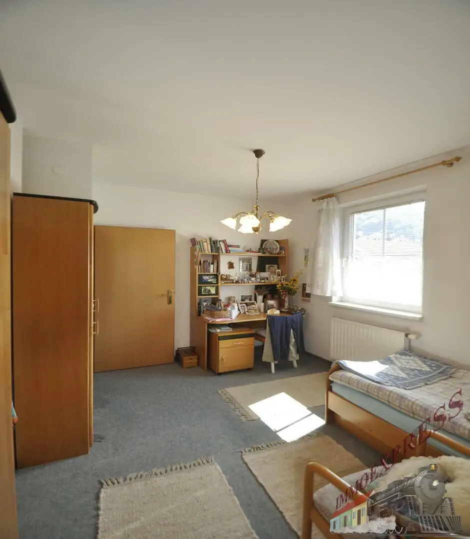 "Wohnen wie im Urlaub" Neuwertige Doppelhaushälfte mit Garage im wunderschönen Hohenberg