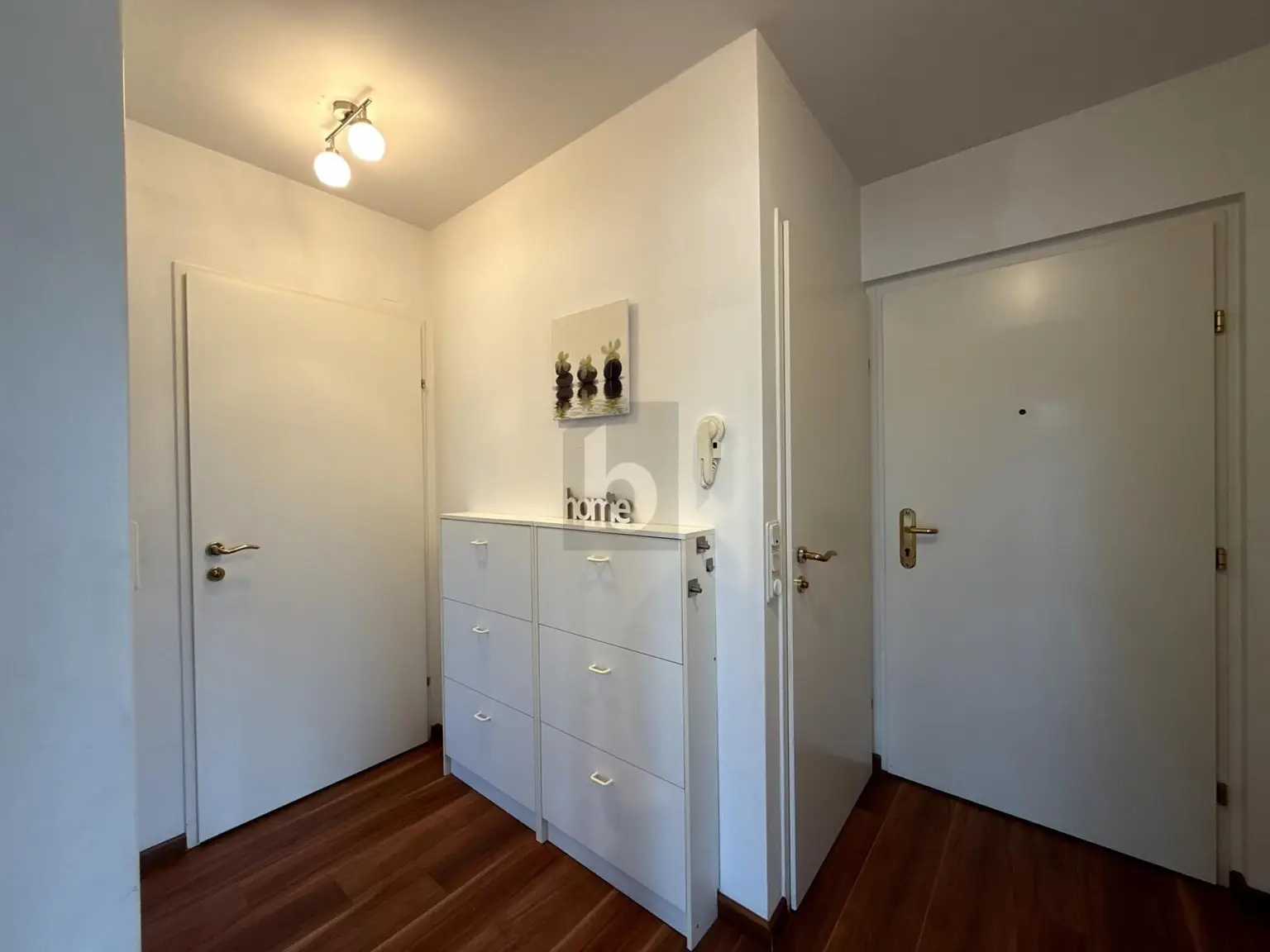 CHARMANTES OBJEKT MIT TERRASSE & ZWEI GARAGENPLÄTZEN IM 13. BEZIRK