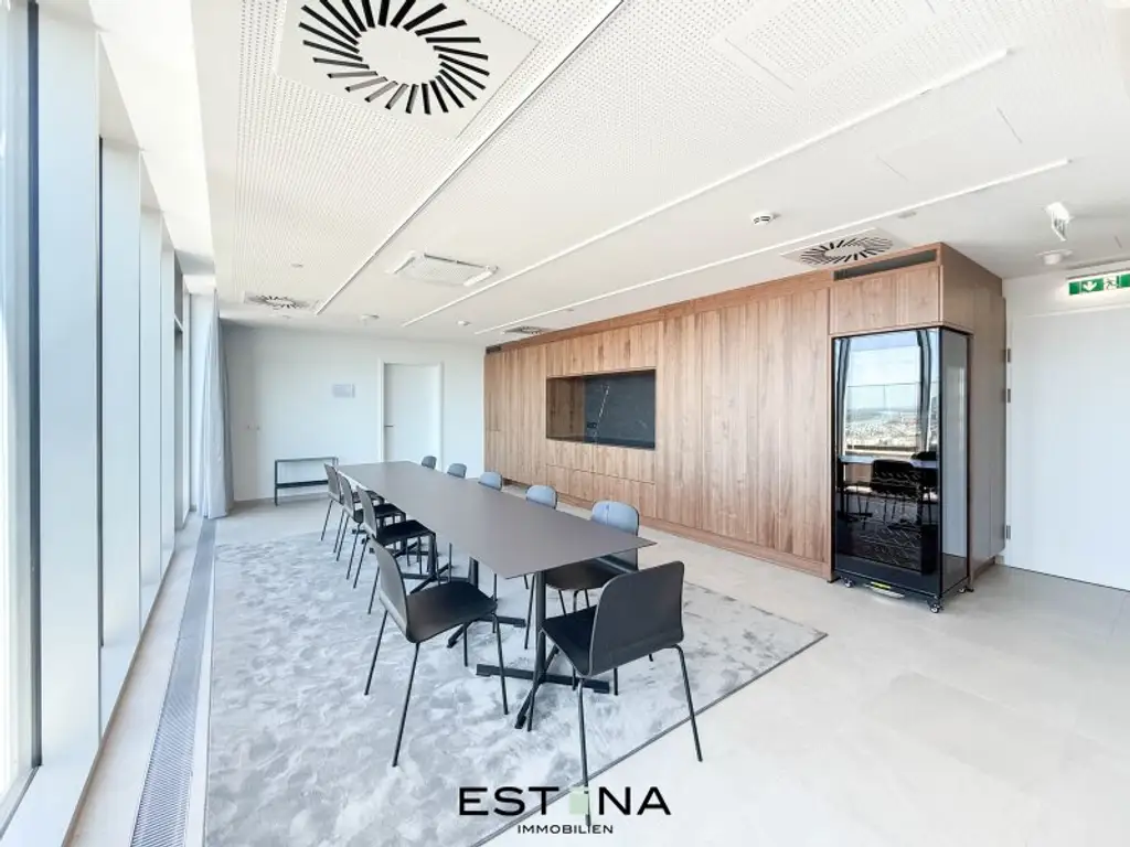Premium City-Wohnung mit Weitblick & Wellness-Oase