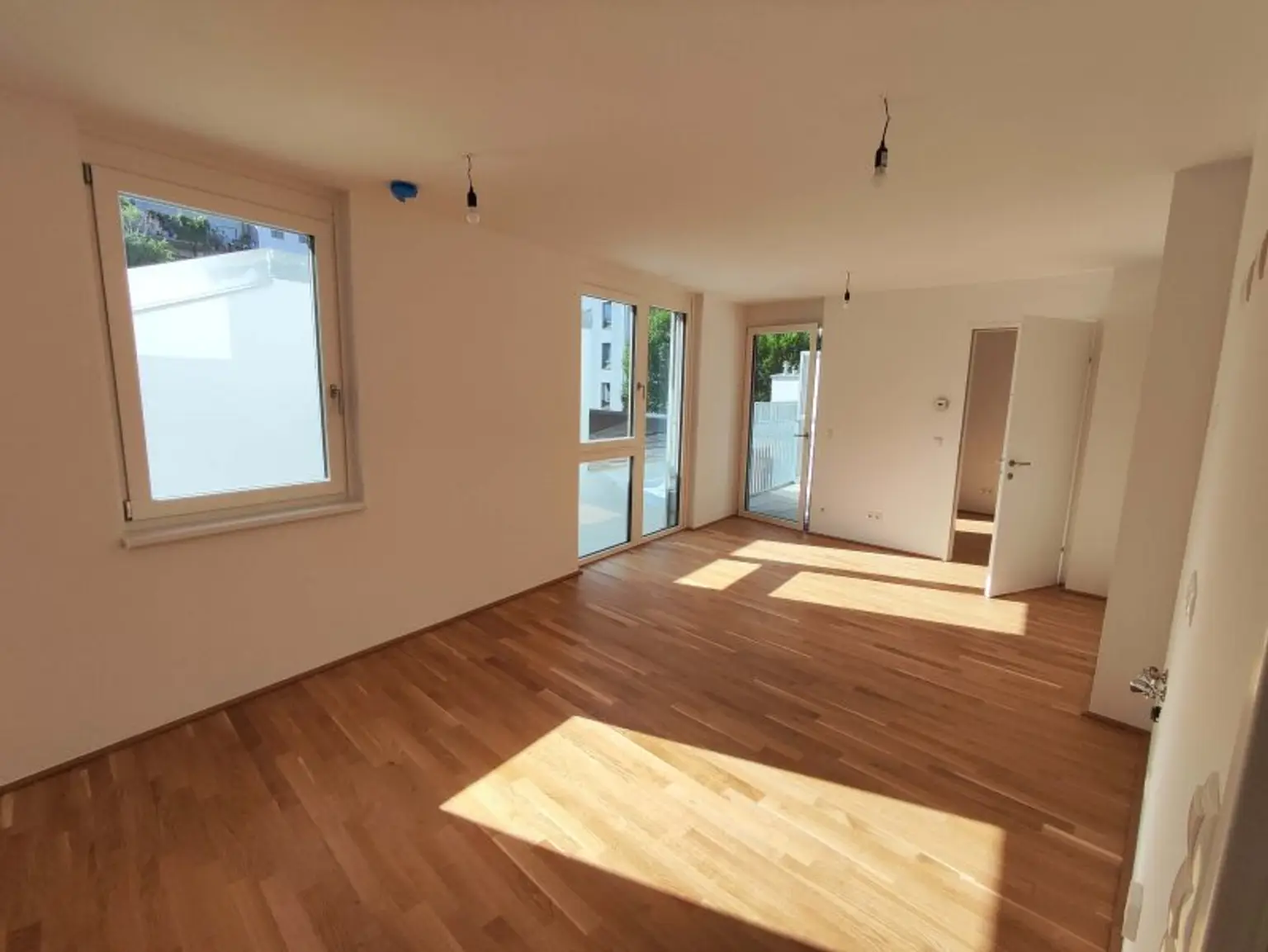 TOP NEUBAU 2-Zimmer-ERSTBEZUG mit Balkon im 1. OG in 1210 Wien! Top 1/5