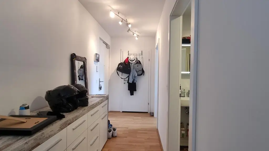 Moderne 2 Zimmer-Neubau-Mietwohnung mit Balkon und Tiefgaragenparkplatz in St. Pölten
