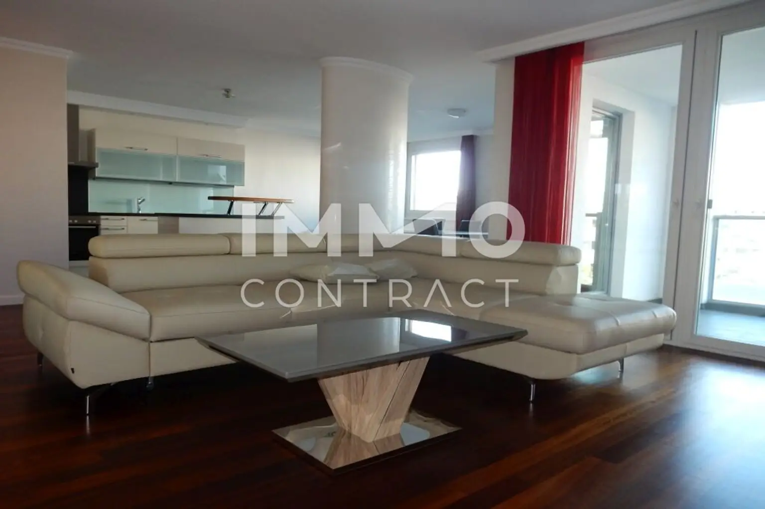 Voll möblierte 3 Zimmer Wohnung mit
Loggia, Pool, Sauna, Terrasse und
Fitnessstudio am Wienerberg!