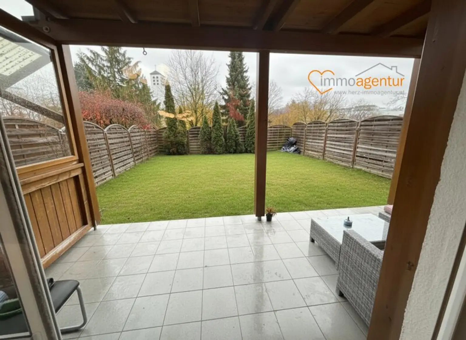 Terrasse inkl. Eigengarten