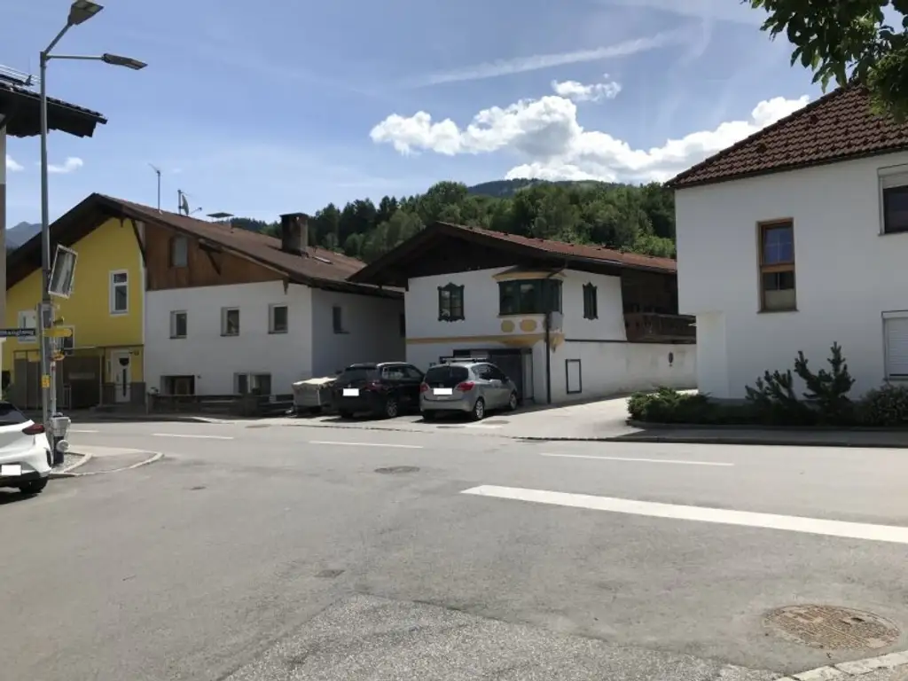 Sanierungsbedürftiges Wohnhaus in bester Wohnlage von Kolsass