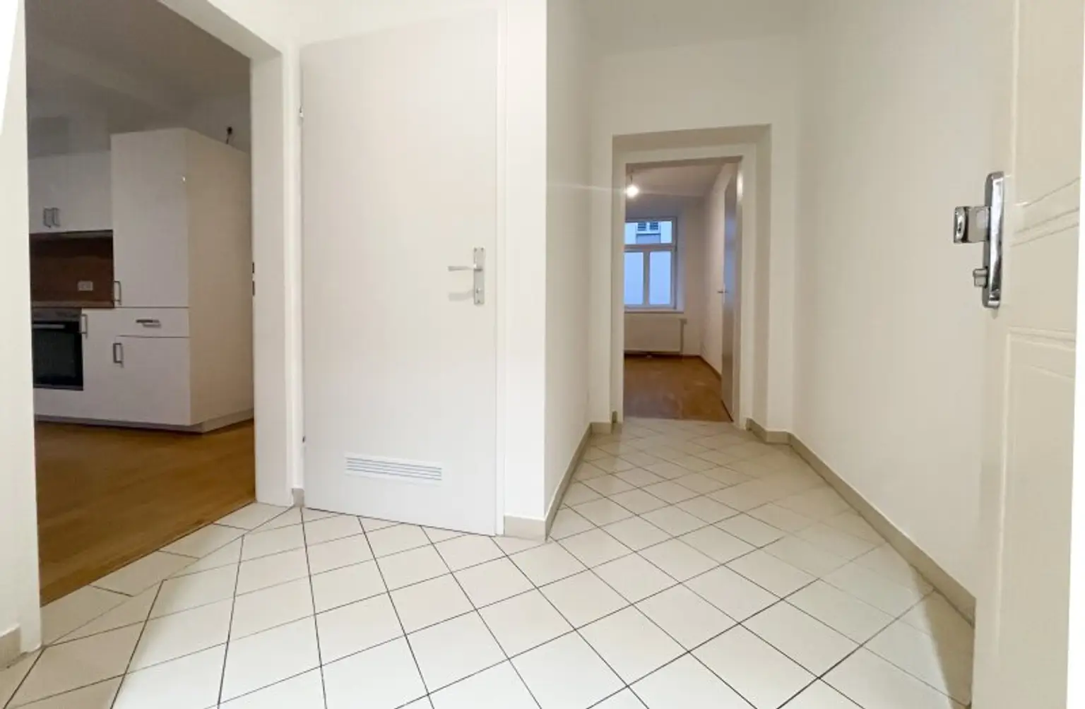 Eingangsbereich - Vorzimmer