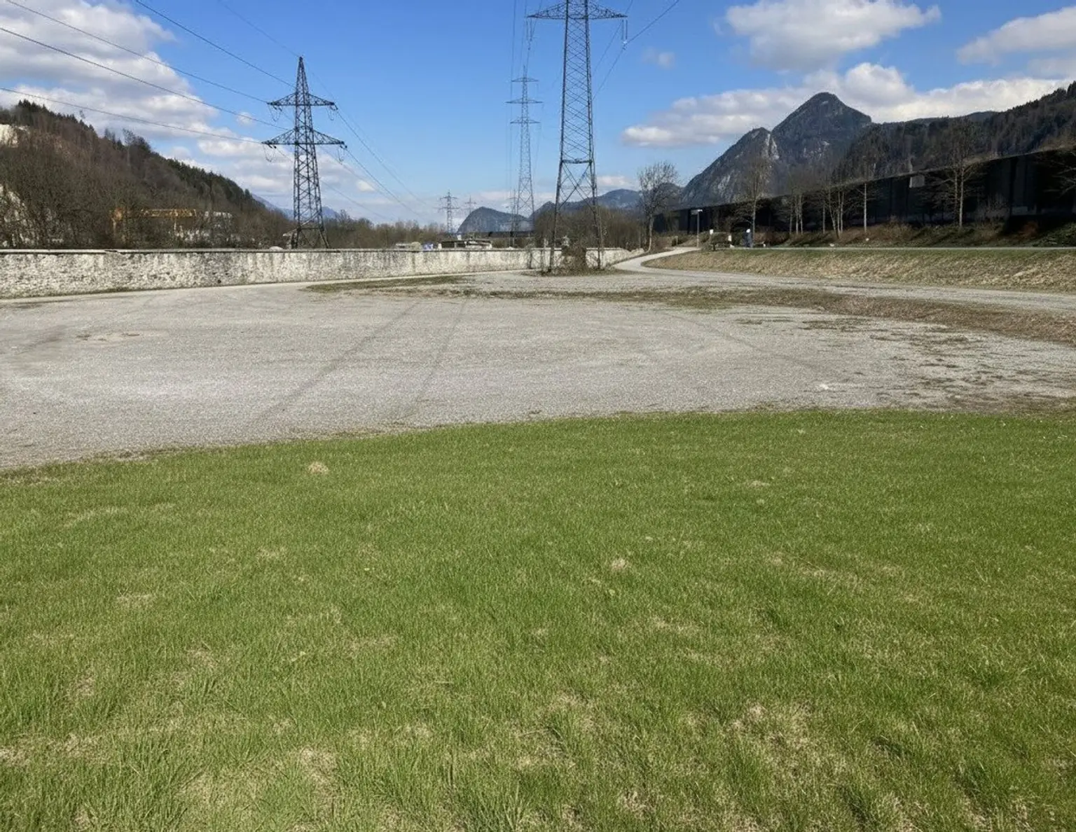Teilflächen-Vergabe! Ideales Baugrundstück in 6200 Jenbach, Nähe Autobahnanschluss A12