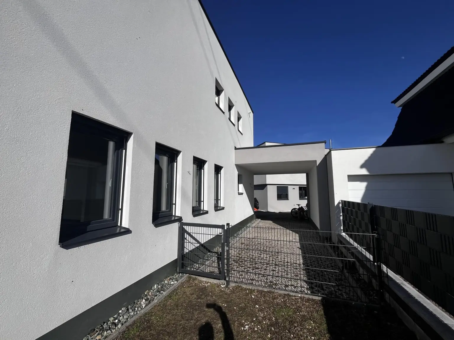 24 Haus_seite_rechts