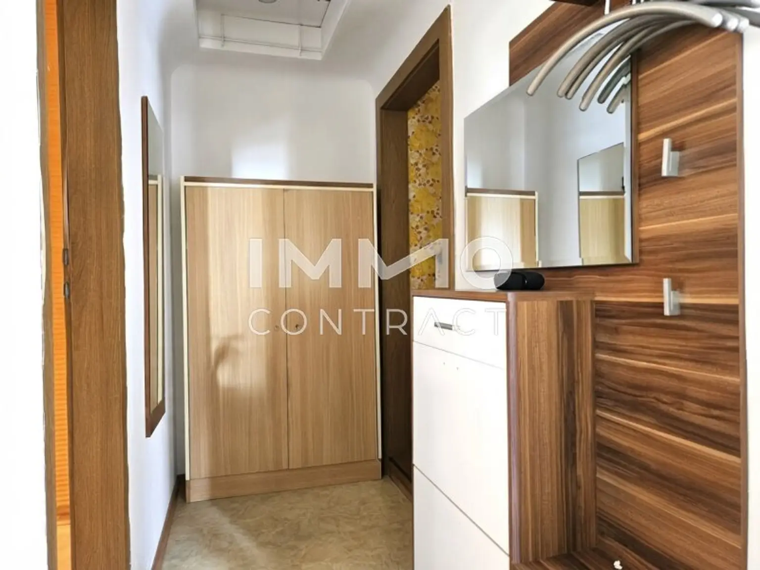 Altbau Vorraum