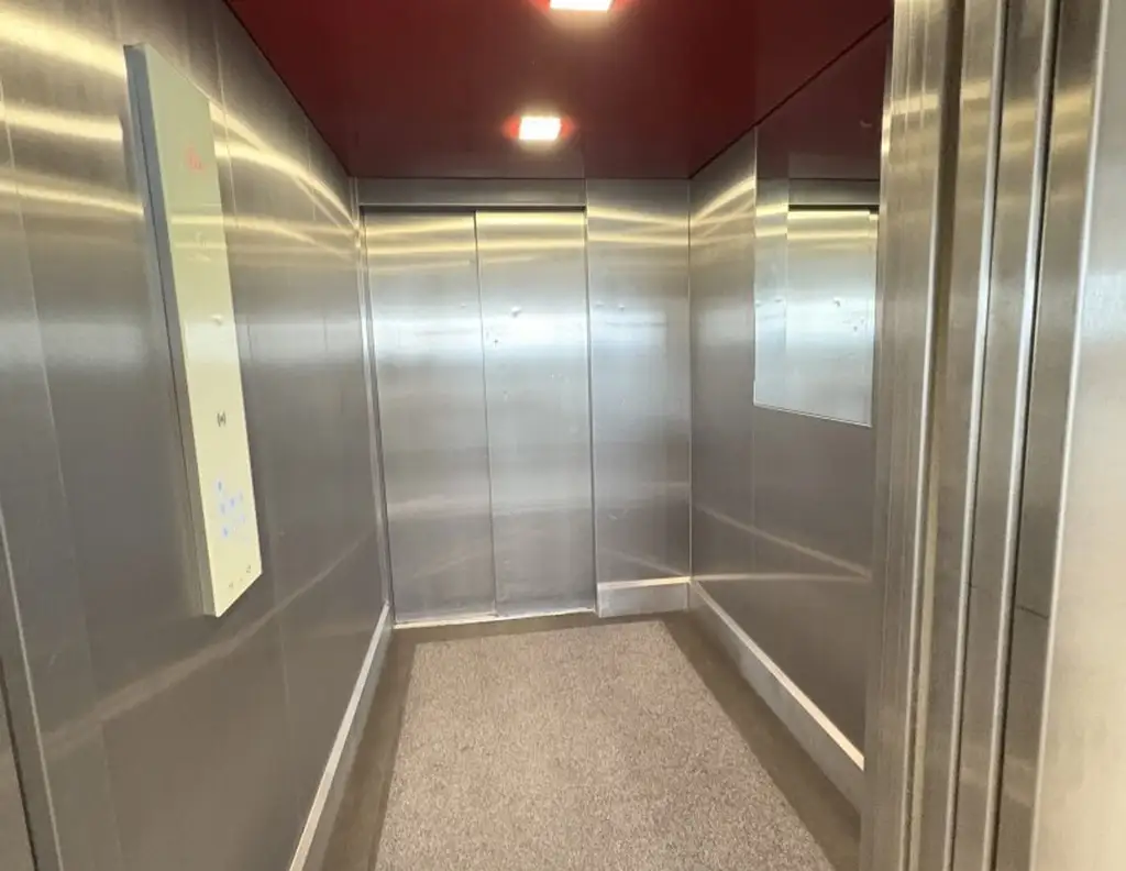 Moderne Büroflächen mit flexiblen Nutzungsmöglichkeiten - Gesamtfläche ca. 713 m² in Marchtrenk zu mieten!