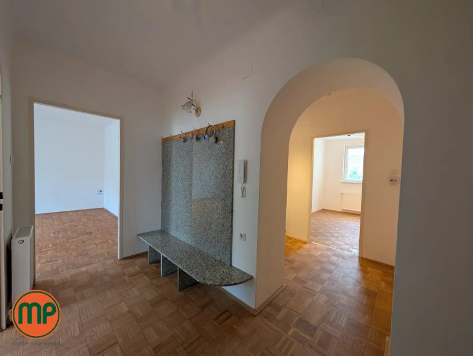 WG Wohnung mit perfekter Anbindung
