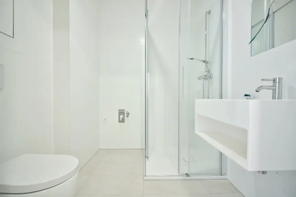 Arbeiten & Wohnen vereint – moderne 2-Zimmer-Wohnung mit Balkon & angrenzendem Büro mit separatem Zugang