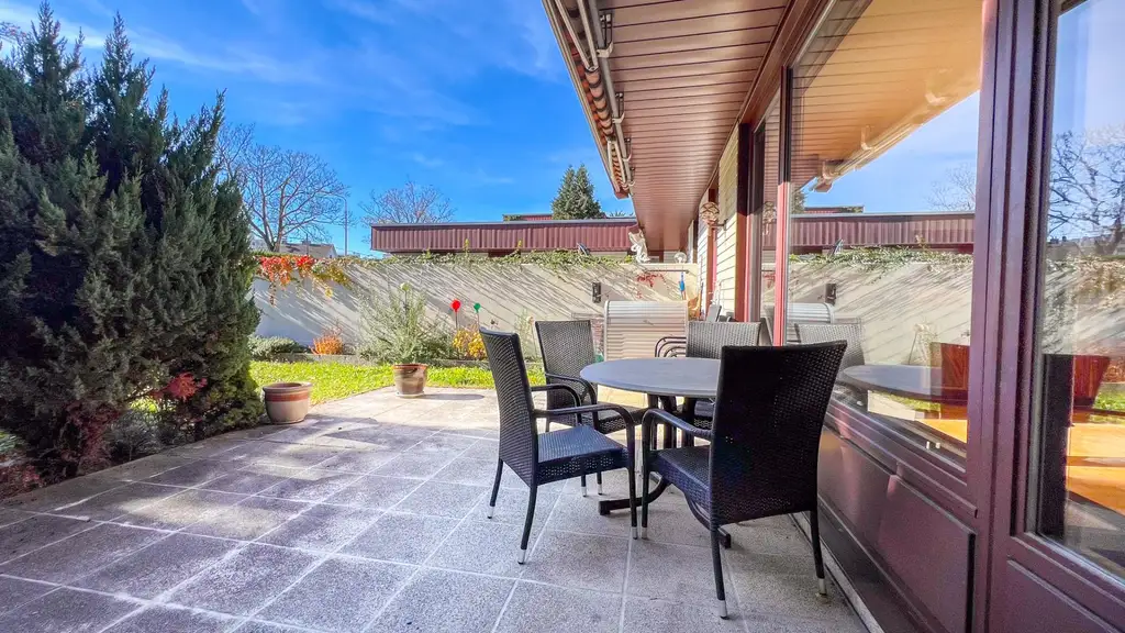 Bungalow - 4-Zimmer mit Pool und Sauna sowie privater Garten