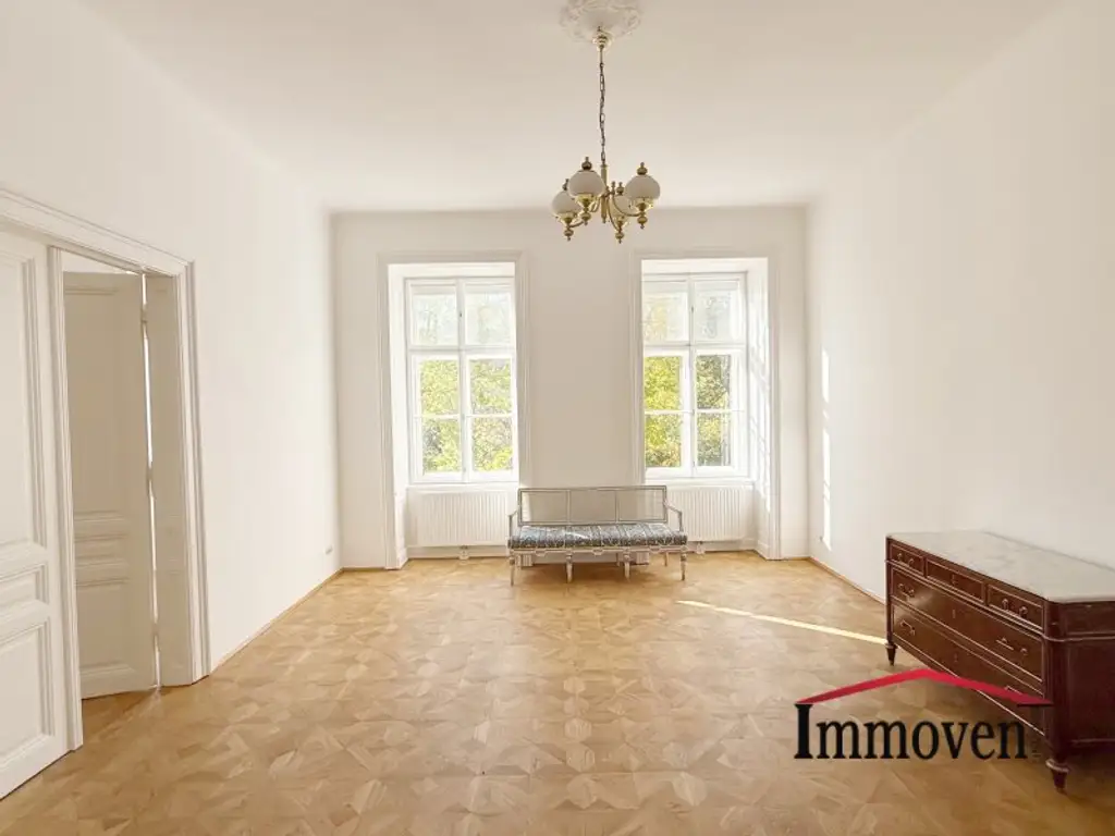 BOTSCHAFTSVIERTEL - Residieren Sie in einer stilvollen 4-Zimmerwohnung!